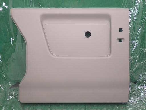 Rakuten - 【未使用】83740-68H00-R8H スズキ純正 トリムパネル 片側のみ