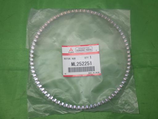 【未使用】ML252251 ふそう 純正 ローターハブ