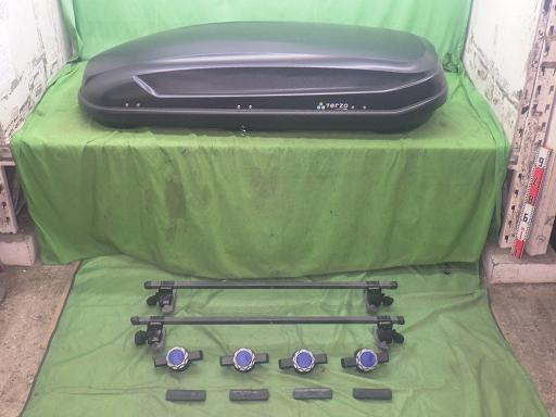 【中古】Terzo ルーフボックス キャリアバー セット