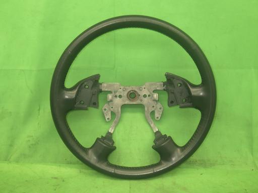 【中古】エリシオン プレステージ レザーステアリング