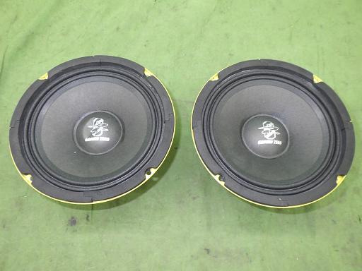 コンポ・ナビ:ウーハー・サブウーハー 【中古】グラウンドゼロ ウーハー2個 GZCK 165XSPL 250W 商品番号: 566886006 動作OKです。綺麗です。直径約17cm。音圧競技用にいかがでしょうか? 状態 : 使用済み