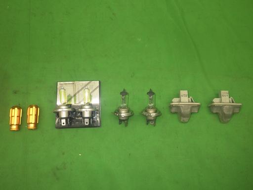 【中古】ナンバー灯 バルブ ナットセット