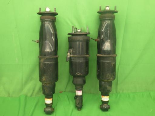 Rakuten - 【中古】48080-30151 48010-30172 マジェスタ 純正 ショックアブソーバー 3本