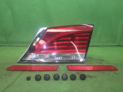 Rakuten - 【中古】30-405 クラウンマジェスタ用 純正 テールランプ 1個