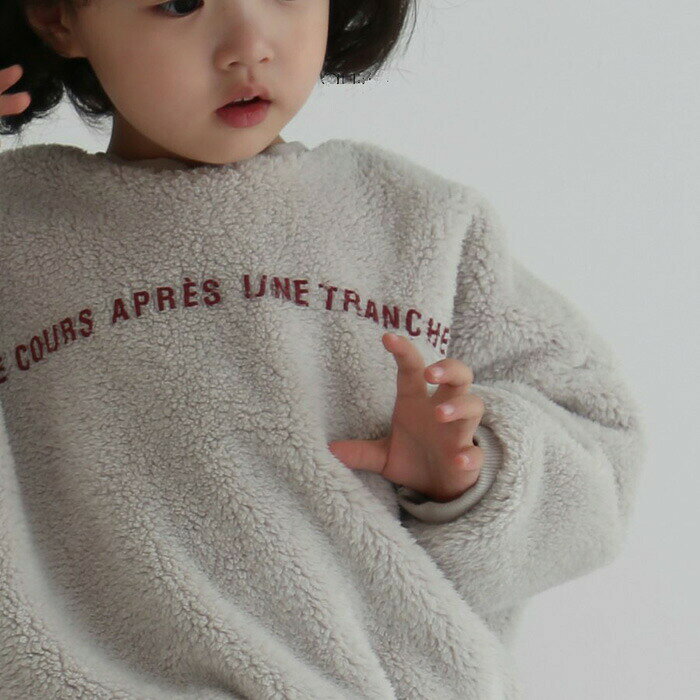 【SS-50%】【即納】モコモコボアTシャツ/ボア/長袖/ふわふわ/Uネック/トレーナー/トップス/無地/プルオーバー/カットソー/あったか/防寒【子供服/キッズ/韓国子供服/子ども服/COCORIA/ココリア】【80/90/100/110/120】【暖か】
