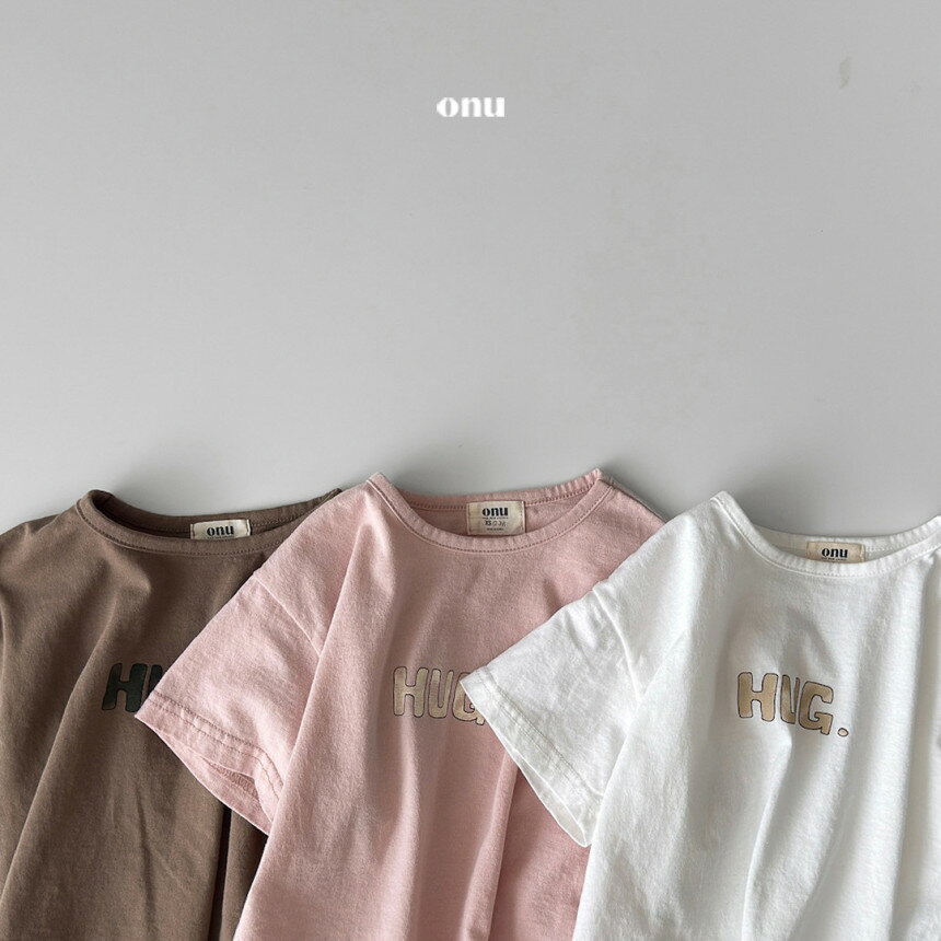 【KIDS】HUG Tシャツ キッズ トップス カットソー 半袖 ナチュラル 夏カジュアル シンプル かわいい おしゃれ キッズ リラックス 女の子男の子 男児 女児 韓国 ベビー服 韓国子供服 子供服 韓国ファッション 韓国服 こども服 子ども服 【COCORIA/ココリア】のサムネイル