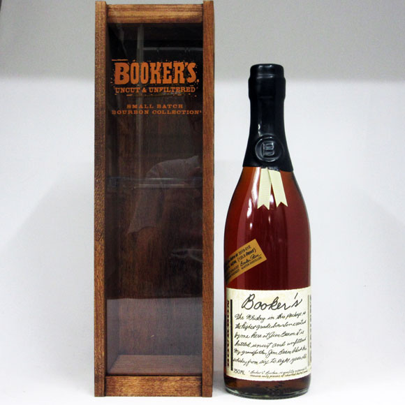 【2019年】ブッカーズ 62度 750ml 正規品 （専用木箱入）のサムネイル