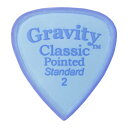 GRAVITY GUITAR PICKS Classic Pointed -Standard Master Finish- GCPS2M 2.0mm Blue ギターピックグラビティギターピックは、ハンドメイドでピックを製作するアメリカのブランド。アクリル素材を職人の手によりひとつひとつ丁寧に加工され作られるピックは、美しく磨き上げられ、手に馴染む使い心地と、スムースな演奏性、すばらしいトーンを生み出します。アクリルを使用し独特のエッジデザインを採用する事で、速くラウドなプレイにも対応。一般的なピックに比べ耐久性も高く、同じトーン、同じ演奏性で長期間使用できるのも特徴です。Master Finish(Unpolished)ピックのエッジをあえて磨き上げず、そのままの状態で仕上げられるマスターフィニッシュ。弦を滑らかに滑るポリッシュ仕上げに比べ、若干の手応えを感じる弾き心地と、よりブライトなサウンドを生み出します。シェイプ：Classic Pointed Standard Master Finish(Unpolished)ゲージ：2.0mmカラー：Blue