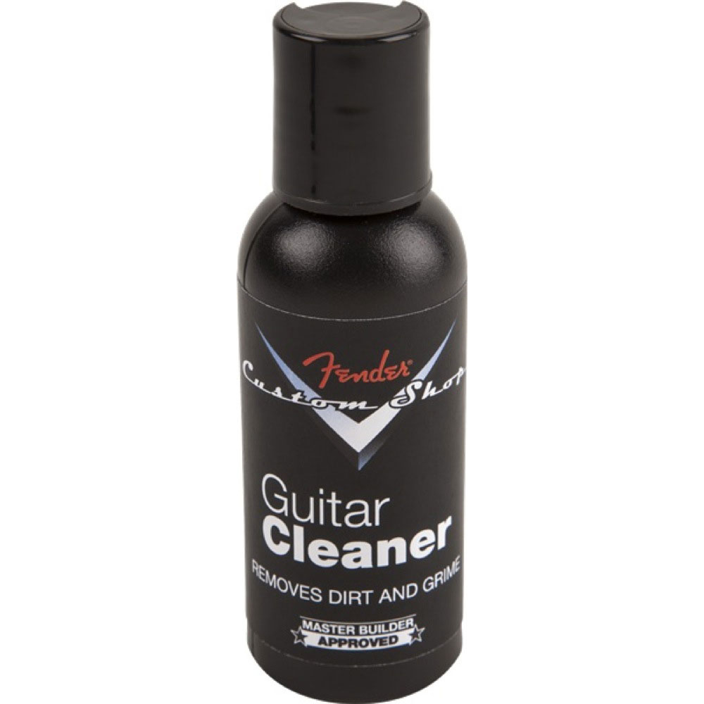 Fender Custom Shop Guitar Cleaner 2oz ギターポリッシュ特別な配合をされたポリッシュで手軽に楽器の光沢を取り戻す事が出来ます。くすみ、指紋、等の汚れを除去します。ブラックボディーなどの指紋の目立ちやすい色の汚れ除去に適しています。　