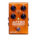 Source Audio SA246 AFTERSHOCK BASS DISTORTION ベースエフェクター絶叫マシーン AFTERSHOCK登場ベースラインを“衝撃”しようぜ！AFTERSHOCK BASS DISTORTIONは、歪ませても低音がスポイルされないサウンドと、エディターによりアクセスした豊富なパラメーター群を操作することで、多彩なサウンドを本体のデフォルトサウンドに追加できる新世代ペダルです。Neuro AppもしくはHub Manager(Source Audio SA164 Hub v1が別途必要になります)により、dry / wetの調整に留まらず、4種類のパラEQ、ノブに対する機能のアサイン、ノイズリダクション、ルーティングの設定による2つのエフェクトの直列 / 並列化など、豊富なパラメーター群を下図のように操作することが可能です。デフォルトでは3種類のオーバードライブ / ファズ・エフェクトを搭載。"TUBE"モードはヴィンテージ・チューブのオーバードライブ・サウンドをベースとしたエフェクトとなっており、柔らかくも、パンチに富んだサウンドが特徴です。"HEAVY"モードでは幅広い高音と、轟く低音に重きを置いたアグレッシブ・サウンドになっています。"FUZZ"モードは激しいゲルマニウム・ダイオード・ファズトーンを再現しており、凄まじい低音が特徴になります。また、"CLEAN"ノブによってdry/wetを調整することで、ベース・トーンは明確なまま、ドライブ・サウンドを得ることができます。Featureデフォルトでは3種類のオーソドックスなオーバードライブ/ファズ・エフェクトを搭載。モバイルアプリ、Neuro Appにより、様々な追加機能を利用できます。Source Audioのエクスプレッションペダルと、Hot Hand3に対応しています。Neuro AppNeuro Appは無料ダウンロード可能なiOSもしくはAndroid用アプリケーションです。Neuro AppはAFTERSHOCK BASS DISTORTIONのノブではアクセスできないパラメータにアクセスできます。Neuro Appを使うためには、同梱されている3.5mm-1/4” TRSケーブルを、モバイル・デバイスのヘッドフォンジャックからinput2へ接続して下さい。Neuro Appを使う際、iOS/Androidデバイスのヘッドフォン・ボリュームはMAXに設定して下さい。AFTERSHOCK BASS DISTORTIONではNeuro Appを用いることで以下の機能が利用できます。Source Audioから順次公開されるオーバードライブ / ファズ・エフェクトを無料でダウンロード、利用できます。ルーティングオプションにより、2タイプのエフェクトを直列/並列として扱う事が可能です。バッファードバイパスとトゥルーバイパス、お好きな方を選択できます。作成したエフェクトは、プリセットとして保存でき、またNeuroのユーザーコミュニティーへシェアすることが可能です。Source Audioのライブラリから、フリーのエフェクトプリセットを探し、ダウンロードできます。モバイル側のヘッドフォンジャックと、AFTERSHOCK BASS DISTORTION側のStereo Input2をケーブルで接続するだけでNeuro Appは使用できます。Neuro Appのコネクターケーブル(1/8"と1/4")はAFTERSHOCK BASS DISTORTIONに同梱されています。　