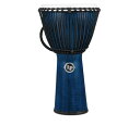 LP LP725B World Beat FX Rope Djembe 12.5” Blue ジャンベ合成樹脂を使用したジャンベで、軽量で丈夫です。合成樹脂のヘッドはピッチが狂わず、サウンドは抜けの良いスラップ音に太いベース音が得られます。3色のボディーと2種のヘッドサイズがあり、それぞれロープチューニングとメカニカル・リムチューニングが用意されています。サイズ：HEAD 12.5インチカラー：ブルー