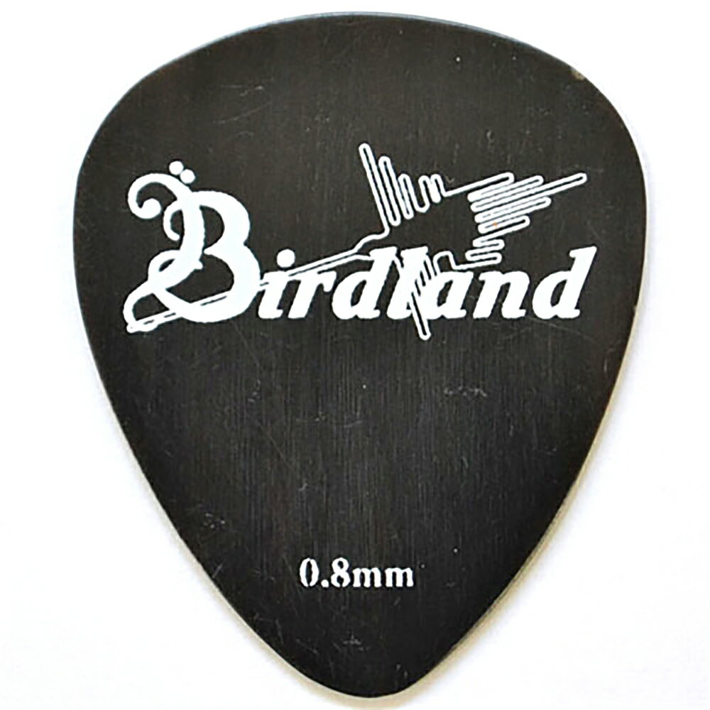 Birdland Buffalo Horn Flat Pick 0.8mm ギターピック水牛の角を薄くフラットに削り上げたピックです。厚みは0.8mm。柔らかく繊細な演奏に最適です。牛骨より曲げに強い特徴があります。最大厚：約0.8mm