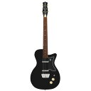 Danelectro ダンエレクトロ 57 LIMO BLACK エレキギターDANELECTRO の名機 U2 を忠実に再現しつつ、近代的な使いやすさを追加したモデルです。元となった U-2 はヴィンテージ価値が高まり、なんと $3,000 で取引されています。その憧れのギターを新たにDANELECTRO が再現。50 年代に生産されたリップスティックピックアップのサウンドを再現した「50 s Lipstick」を採用。内部配線も当時の物を忠実に再現。ノブ、ペグボタン、トラスロッドカバーなどのプラスチック部は経年劣化を再現したカラーリングを採用しビンテージ感を演出。近代的な需要に応えるためにブリッジはアジャスタブルブリッジに変更し、ビンテージモデルよりも使いやすいモデルに仕上げました。50’s Lipstick について1950年代の温かみのある美しい音色を再現したピックアップです。マグネットは当時と同じアルニコ 6 を使用。リップスティックチューブは 80/20 亜鉛真鍮合金製で、当時、化粧品メーカーのマックスファクターから買ってきたチューブと同じ素材を選択。これにより、暖かみのある低音、燃えるような中音、クリアな高音を実現しました。これこそが本当のダンエレクトロサウンドと言えるでしょう。【スペック】トップ材：メゾナイトフレーム材：スプルースバック材：メゾナイトネック材：メイプルフィンガーボード材：パーフェローマシンヘッド：ダンエレクトロオリジナル VOS チューナーハードウエア：クロームスケール：636mmピックアップ：50 s Lipstickブリッジ：アジャスタブルコントロール：2- ボリューム /2- トーン /トグルスイッチ付属品：ダンエレクトロオリジナルギグバッグカラー：LIMO BLACK