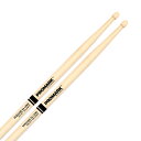 PROMARK RBH565LAW ドラムスティックDRUM SET DRUMSTICKS - Select BalancePROMARKセレクトバランスは、ドラマーが必要とする全ての要素を見直し、演奏性と表現の幅を広げる画期的なアイデアから生まれた次世代のスティックです。テーパーカットの長さを変えることにより重心の位置を移動させ、リバウンドのバランスが変化するよう設計されています。Rebound 5A LONG .565" Hickory Acorn Wood Tip材質:ヒッコリー径:14.4mm全長:419mmチップ材質:Woodチップ形状:Acorn