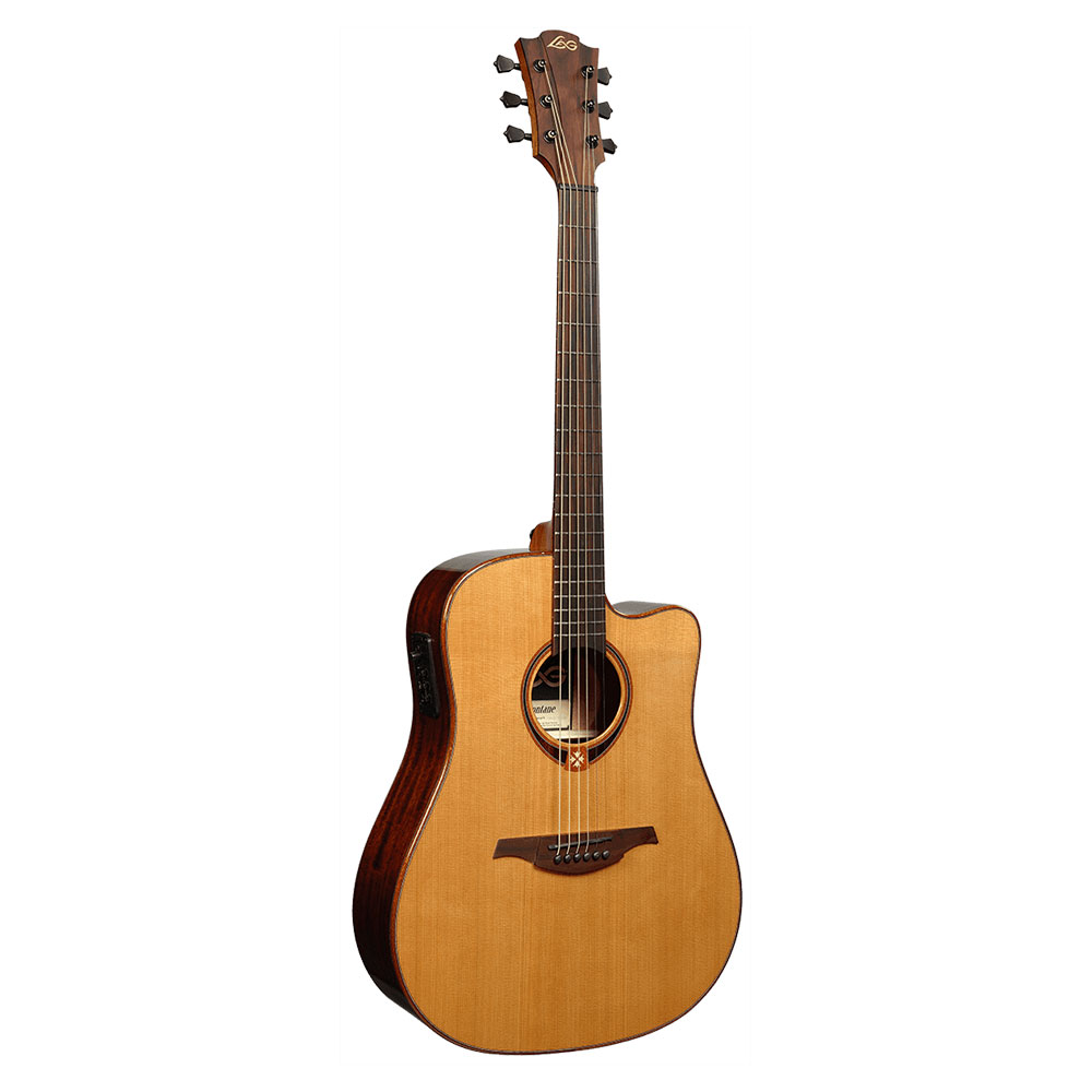 LAG GUITARS T118DCE エレクトリックアコースティックギターフランスのギターメーカーLAG Guitarsの『Tramontane』シリーズ。T118シリーズはトップ材にシダーを採用したモデル。シダートップらしいレスンポンスの良いサウンドが特徴です。T118DCEはドレッドノートシェイプのカッタウェイが施された、エレアコ仕様。ライブでも使用できるモデルです。Specificationsエレクトロニクス : StudioLag Plusカラー : ナチュラルシェイプ : ドレッドノートスケール : 650 mmチューニング・ペグ : ダイキャスト、比率1:18トップ : Solid Western Red Cedarトラスロッド : ダブルアクションナット幅 : 43 mmナット幅 : Black graphite wedge / 72 mm & 43 mmネック : Khayaハードウェア : サテン・ブラックバック＆サイド : African Sapeleフィニッシュ : グロスフレットの種類 : Medium Silver Nickelフレット数 : 20ブリッジ : ブラウンウッド指板 : Brownwood指板R : 350 mm