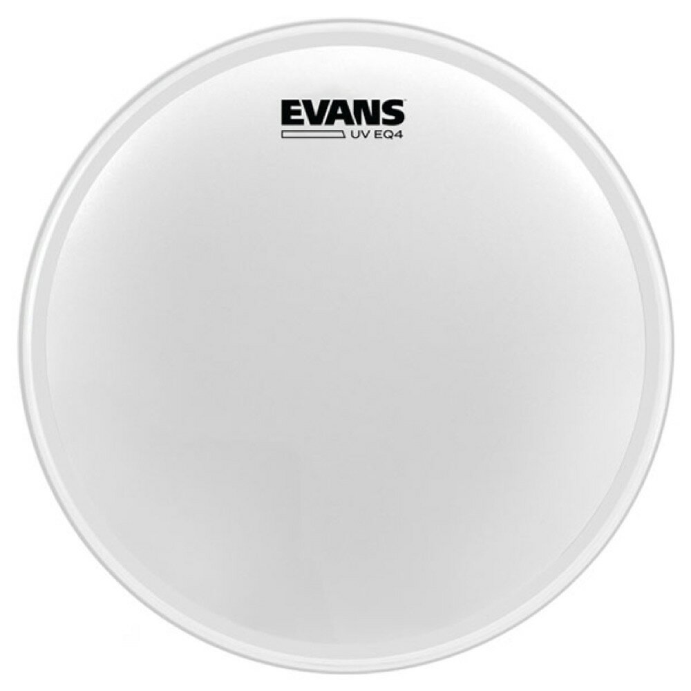 EVANS BD18GB4UV UV EQ4 Bass バスドラムヘッド【Description】コーテッドヘッドに革命的変化をもたらした、究極の耐久性を誇るコーティング技術を採用した UV1 は、ヘッド中心部の丸い剥げ落ちや、汚れ、欠け、擦り切れなど、これまでのコーテッドヘッドに起きていた様々な問題を解決しました。また伸び凹みに耐性の高い独自のフィルムを使用しており、UVコーティングとの組合せで多様性と耐久性を両立する画期的なドラムヘッドが誕生しました。このシリーズに、バスドラム用ヘッドを追加ラインナップ致します。バリエーションとして、スタンダード、EQ4、EMAD の3種を用意しています。それぞれのトーンの違いは下記のオフィシャル動画よりご確認ください。サイズは16〜26" まで、また16" はフロアタムにも使用できるタムフープのオプションがあります。(B16UV1/GB4UV/EMADUV)UV EQ4 Bass(single-ply , 10mil)BD18GB4UV：18" UV EQ4 Bassサイズ：18インチ