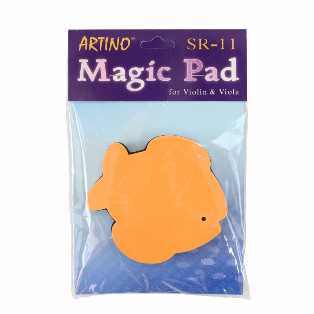 Artino SR-11 Magic Pad サカナ バイオリン用肩当て高密なウレタン素材を使用したバイオリン肩当てです。装着する際は、粘着性のあるシートを楽器本体裏板に直接つけてお好みの位置で装着可能です。デザイン：サカナ長辺：8.4cm