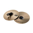 SABIAN AAX-18CB AAX Concert Band 18インチ コンサートシンバル ペア※画像はサンプルです。サイズ等、詳細に関しましては商品説明をご確認ください。密度の高いピンポイント・レイジング(音溝)により滑らかなサスティーンを発揮し、小さな音量の時や、強いアクセント時でも明るくはっきりした響きが得られます。透明感のあるサスティーンとバランスの良い倍音、そして明るい音色が特徴で、ムラのない安定した鳴りを発揮します。【仕様】AAXシリーズ Concert Bandナチュラルフィニッシュサイズ：18"タイプ：ミディアムペア、手革／パッド付き