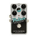 ELECTRO-HARMONIX Nano Pulsar VARIABLE SHAPE STEREO TREMOLO トレモロ ギターエフェクター NANO PULSAR はトレモロエフェクトを別次元へ導くペダルです。数種類のトレモロ・モジュレーション波形を搭載して、三角波または矩形波モードを選択できるNANO PULSAR は、トレモロ/ パンナーの宝箱と言えるでしょう。モノラルでも十分素晴らしいですが、ステレオで接続すれば揺れ動く音の波が包み込み、脈打つエネルギーが満たす空間を作り出します。そのパワーにもかかわらず、NANO PULSAR のコントロールレイアウトはシンプルで簡単に使用できます。トレモロエフェクトをかけると、音量が低下するように感じられることがあるため、VOL コントロールを搭載しました。エフェクトをON にした時の出力レベルを微調整することができる便利な機能です。DEAPTH ノブは、信号に適用されるトレモロの量を調整します。最大値（1 時付近）を超えると、モジュレーションは非対称になり、オーディオ信号を正相と逆相の間で歪ませます。また、Oceans 11のリバーブタイプ“Shimmer”など他のエフェクトと組み合わせることで、シンセのような魅力的なサウンドとテクスチャーを生み出すユニークなトレモロスタイルを作成できます。RATE ノブはトレモロやパン・エフェクトの速度を調整します。RATE とDEPTH を最大にすると、リングモジュレーション・エフェクトを生み出す領域に入り、シュールなサウンドを楽しむことができます。高度なサウンド・シェイピングとコントロールの世界を解き放ち、優美なサウンドから衝撃的なトレモロ/ パンニング・エフェクトまでを作り出すことができます。コンパクトなNANO PULSAR は、トレモロとパンに関するあらゆることをこなす優れたペダルです。Specification・コンパクトながらパワフルなエフェクトを搭載したトレモロ/ パンナー・ペダル・モノラルでもステレオでも、臨場感溢れるトレモロ/ パンニングを体験できます・三角波/ 矩形波モードスイッチで、エフェクトの鋭さや滑らかさを切り替えられます。・トレモロ変調波形は、ノコギリ波、パルス幅の狭いものと広いもの、三角波と矩形波から選択でき、トレモロの変化と進化を体現できます。・Rate/Status LED は、エフェクトがON の時にトレモロと同じ速度で点滅します。・9V バッテリー(006P) 付属、別売のDC9V アダプター(JP9.6DC-200) でも動作可能・バッファードバイパス・サイズ：114mm (H) x 70mm (W) x 53mm (D)