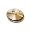 PAISTE Formula 602 Classic Medium Hi-Hat BOT 15” ハイハットシンバル ボトム※画像はサンプルです。詳しくは商品説明をお読み下さい。※ボトムのみでの販売になります。お間違えないようにご注意下さい。1959年に発売され伝説的なシンバルとなっていたFormula 602シリーズ。緻密なプレイに最適な音量、デリケートかつソフトなサウンドが特徴のFormula 602がプレイヤーの期待に応え再発売です。Formula 602 Classic - Hi-HatMedium Hi-Hat15インチ ハイハットシンバル ボトム