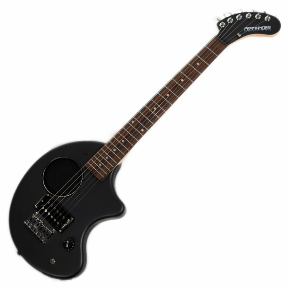 FERNANDES ZO-3 ’23 MBS/L ZO3ミニギターぞーさんの愛称で親しまれているミニギターの大ベストセラーアイテム、フェルナンデス ZO-3。最もスタンダードなモデル。カラーはMBS（メタリックブラックサテン）、ローレル指板仕様。ソフトケース付きです。NECK : 609mm Short Scale, 22F.CONTROL : 1 Volume,2Way Mini-SW. (Power-SW.)OUTPUT : for Amplifier Jack×1,for Headphone Mini Jack×1