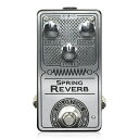 Colortone Pedals Spring Reverb リバーブ ギターエフェクターColortone Spring Reverbは、クラシックなスプリングリバーブタンクのエミュレーションです。本物の電気機械式スプリングリバーブではありませんが、クリーンなデジタルリバーブとも異なります。このSpring Reverbペダルは70年代スタイルのクラシックなタンクリバーブの雰囲気を再現し、少し粗いアナログなテクスチャーを持ち、音色に深みと生気を加えます。Spring Reverbは約0.5秒のアーリーリフレクションでリバーブタンクのトーンを再現します。【コントロール】・BLEND：リバーブとドライシグナルのバランスを調整します。・TONE：リバーブエフェクトの明るさを調整します。・DECAY：リバーブの長さを0.5〜3秒までの範囲で調整します。Input Impedance = @ 100kOutput Impedance = Less than 10kSpring Reverbは、スタンダードなセンターマイナスDC9Vアダプターで駆動します。電池はご使用になれません。消費電流は110mAです。※ペダルは手作業でエッチングされ、仕上げられています。そのため、1台1台に小さな違いがあります。種類：リバーブアダプター：9Vセンターマイナス電池駆動：-コントロール：BLEND、TONE、DECAY