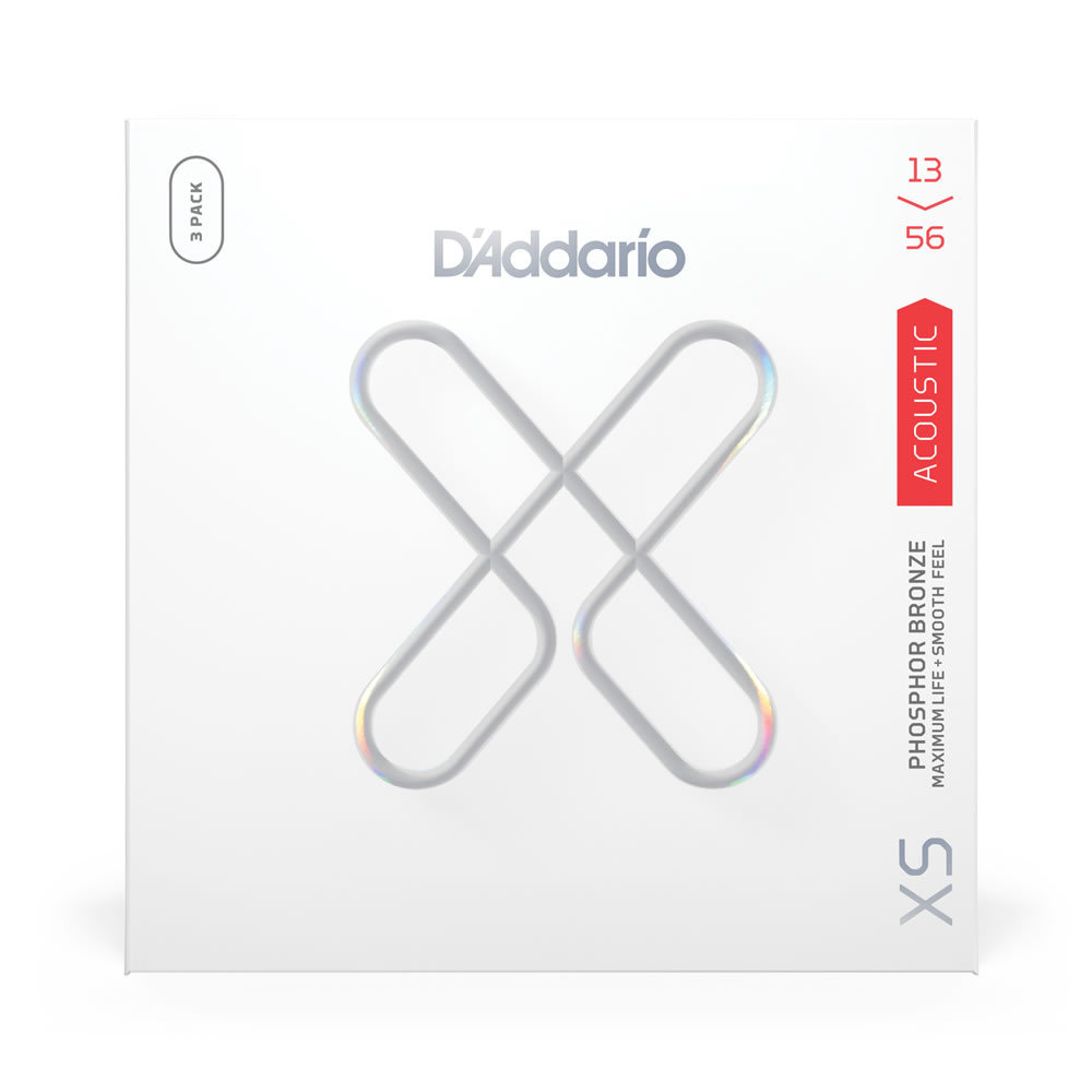 【3セットパック】 D'Addario ダダリオ XSAPB1356-3P XS Phosphor Bronze 13-56 アコースティックギター弦 フォスファーブロンズD'Addario『XS シリーズ 』にエレキギター、アコースティックギターPhosphor Bronze、80/20 Bronzeの3パックセットが新たに追加されました。 すべての巻弦に超極薄フィルムコーティングを、プレーン弦には独自のポリマーコーティング処理を施し、汚れや劣化を促進する物質から弦を保護します。最新のコーティング技術とD’Addario独自の製造技術が融合し、これまでに類を見ない革新的なコーティング弦です。【超極薄コーティング】飛躍的に進歩した新たなコーティング技術によって作られる髪の毛の10分の1の厚さを下回る極薄のePTFEフィルムを採用。巻弦を汚れやホコリ等からしっかり保護し、フレッシュなトーンの長期持続を実現しました。【NY STEEL】NYXLシリーズやXTシリーズ弦でも定評のあるD’Addario独自のNY Steel(高炭素スチール合金)は、従来の弦に比べ圧倒的な強度とチューニング安定性を誇ります。【FUSION TWIST】Fusion Twist加工は、弦の弛みから発生するチューニングのずれを防止します。これにより、チューニング安定性に優れ破断耐久性もアップしました。XS Phosphor BronzeXSAPB1356-3P XS PB Medium