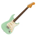 Fender フェンダー Vintera II 70s Stratocaster RW SFG エレキギター ストラトキャスターVintera II 70s Stratocasterは、70年代のタイムレスなサウンドを現代に蘇らせ、フェンダーならではのアイコニックなルックス、インスピレーション、比類ないトーンを提供します。Vintera II 70s Stratocasterは、アルダーボディとメイプルまたはローズウッド指板のメイプルネックを採用し、パンチと透明感に溢れたクラシックなフェンダートーンを実現します。"U"シェイプネックは、70年代モデルのネックプロファイルを元に設計されており、快適な演奏性を提供します。7.25インチラジアス指板とヴィンテージトールフレットにより、大胆なベンディングや繊細なビブラートが可能で、ヴィンテージの快適さが得られます。3基のヴィンテージスタイル'70sピックアップは、煌びやかさと温かみのあるクラシックなフェンダーサウンドを提供します。ヴィンテージスタイルのシンクロナイズドトレモロにより表情豊かなアーミングが可能で、ヴィンテージスタイルの"F"刻印入りチューニングマシンは、クラシックなルックスに加え、より細かいギア比とチューニングの安定性を向上させます。Vintera II 70s Stratocasterのクラシックなヴィンテージフィールと比類なきフェンダーサウンドで、あなたにしかできない、新たな音楽の歴史を刻み始めましょう。【FEATURES】■ アルダーボディ■ 7.25インチラジアスのメイプルまたはローズウッド指板、ヴィンテージトールフレット■ '70s "U"ネックシェイプ■ ヴィンテージスタイル'70s Stratピックアップ■ ヴィンテージスタイルのベントスチールサドル付きシンクロナイズドトレモロ■ ヴィンテージスタイル"F"刻印入りチューニングマシン【スペック】・プロダクトネーム：Vintera II '70s Stratocaster, Rosewood Fingerboard, Surf Green・モデル番号：0149030357・シリーズ：Vintera II・オリエンテーション：Right-Hand・カラー：Surf Green・原産国：MX・ヘッドストック：Stratocaster・ネック：3-Bolt・ネックフィニッシュ：Gloss Urethane・ネックシェイプ：'70s "U"・ネック：3-Bolt・フィンガーボードラジアス：7.25" (184.1 mm)・フィンガーボードの素材：Slab Rosewood・ポジションインレイ：White Dot・サイドドット：・フレット数：21・トラスロッド：Bullet Style・トラスロッドナット：Bullet Style・ナット：Synthetic Bone・ナット幅：1.650" (42 mm)・ナットの素材：Synthetic Bone・ボディ：Alder・ボディフィニッシュ：Gloss Polyester・ボディシェイプ：Stratocaster・ボディ素材：Alder・ブリッジ：6-Saddle Vintage-Style Synchronized Tremolo with Bent Steel Saddles・Bridge Mounting：6-Screw Vintage-Style・ピックガード：3-Ply Parchment・ピックアップカバー：Aged White・コントロールノブ：Aged White Plastic・Switch Tip：Aged White・ハードウェアフィニッシュ：Nickel/Chrome・チューニングマシーン：Fender Vintage "F" Stamped・String Trees：Dual-Wing with Metal Spacers・ストリング：Fender USA 250L Nickel Plated Steel (.009-.042 Gauges), PN 0730250403・トレモロアーム：Screw-In・ネックプレート：3-Bolt "F" Stamped with Micro-Tilt・ストラップボタン：Vintage-Style・ブリッジピックアップ：Vintage-Style '70s Single-Coil Strat・ミドルピックアップ：Vintage-Style '70s Single-Coil Strat・ネックピックアップ：Vintage-Style '70s Single-Coil Strat・ピックアップコンフィギュレーション：SSS・コントロール：Master Volume, Tone 1. (Neck/Middle Pickups), Tone 2. (Bridge Pickup)・スウィッチ：5-Position Blade: Position 1. Bridge Pickup, Position 2. Bridge and Middle Pickup, Position 3. Middle Pickup, Position 4. Middle and Neck Pickup, Position 5. Neck Pickup・フレットサイズ：Vintage Tall・スケール：25.5" (64.77 cm)・ギグバック付き