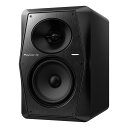 Pioneer DJ VM-50 VMシリーズ アクティブモニタースピーカー 1台 5.25インチ※本商品はアウトレット品となっております。元箱、緩衝材の傷み、開封痕などありますのでご了承いただける方のみご検討ください。通常品新品との交換はいかなる場合でもお受け出来ませんのであらかじめご了承ください。明瞭でハイスピードかつローエンドまでしっかりと伸びた低音再生を実現するアクティブモニタースピーカー「VM-50」。VMシリーズは市場で高く評価されている「S-DJ Xシリーズ」を継承し、トップDJ機器ブランドならではの、まるでクラブにいるような臨場感と、ダンスミュージックのDJプレイ・楽曲制作に適した音響環境を幅広く提供します。クラブの臨場感を彷彿とさせる、低音から高音までクリアで迫力のある音質●高品質なコンポーネントによる、明瞭で歪みの少ない音質全ての機種に高効率で歪みの少ないクラスDアンプを搭載。高処理レートの96kHzサンプリングで音声信号をDSP処理することで、広帯域信号を正確に再現することができ、音の歪みを抑えより力強い音を実現します。また、制振性の高い厚さ4mmの強固なアルミニウム製フロントバッフルは、不要な振動を軽減し正確な音を表現します。●アラミドファイバー・ウーファーコーン振動板とボルテックスバス・アクセラレーター従来機種に比べ30％軽量化したアラミドファイバー・ウーファーコーン振動板を採用。これにより、小音量でも大音量でもレスポンスが早く、正確で豊かな中低音の再現が可能になります。また、独自の凹凸構造で空気の流れを整えて加速するボルテックスバス・アクセラレーターが不要な振動を最小限に抑えることで、素早いレスポンスかつしっかりとしたダイナミックな重低音を表現します。さらに、これをリアポートに配置したことにより、純度の高いボーカルや楽器音を忠実に再現できるようになりました。●高音と低音をつなぎ均一でナチュラルな音質を実現する、定指向性ホーン独自設計の定指向性ホーンを採用したことにより、中高音をダイナミックに表現し、どの空間においても均一でナチュラルな音を届けることができます。ツイーターのホーン部分の幅をウーファーコーンと同じ幅にする事で、低音と高音の交わる帯域がなめらかに繋がるように設計されています。用途や設置環境に応じて音響を調整可能●DSP CONTROL機能VMシリーズスピーカーはフラットな音響バランスで自然なサウンドを届けるよう設定されています。設置する部屋によって周波数ごとの音響特性への反応が異なるため、環境に応じた最適なサウンドに出力を微調整できるDSP CONTROL機能が搭載されています。本機のリア部分に設置されている低域・高域それぞれの独立したEQノブで、部屋の環境や用途に応じて、4つの周波数特性パターンからお好みの音響バランスを選択してください。DJプレイ時は低音を持ち上げることでよりクラブの臨場感を演出し、楽曲制作時はフラットな音に調整して音の構成を正確に聴き分けるなど、簡単かつ直感的に使い分けることができます。精緻さと力強さを兼ね備えたモニタースピーカー●ハイクラスなデザインDJや楽曲制作者へより正確で力強い音を届けるために、フロントバッフルには重厚かつ端正に仕上げたアルミニウム製の金属プレートを採用し、堅牢性を持ちながらも、高品質な音を生み出します。また、精悍で鮮明な印象を与える六角形状は、当社のDJ機器のデザインにマッチし、スタジオなどのプロフェッショナルな現場からホームユースまで、豊かなDJプレイ、楽曲制作を可能にします。【Specifications】●主な機能形式：バイアンプ2ウェイ アクティブスピーカートゥイーター：1インチ (25 mm）ソフトドームウーファー：5.25インチ（133 mm）コーンオートスタンバイ：◯付属品・VM-50 x 1 (ペア販売ではございません)・電源コード x 1・ボトムクッション x 1 (4pcs/1 sheet)・使用上のご注意・取扱説明書・日本国内用保証書●主な仕様最大SPL：107 dB幅：198 mm高さ：300 mm奥行き：265 mm本体質量：5.5 kg再生周波数帯域：40 Hz - 36 kHz Hz電源：AC 100-240 V, 50 Hz / 60Hzアンプ出力(ダイナミックパワー)DSP 搭載 Class DLF: 30 W / 4 ΩHF: 30 W / 4 Ωインピーダンス：10 kΩHigh EQ：4種類のEQ設定に切り換え可Low EQ：4種類のEQ設定に切り換え可クロスオーバー・フリクエンシー：3 kHzエンクロージャー：バスレフ型エンクロージャー材質：MDFビニールラミネートバッフル材質：アルミニウム製バッフル (4mm)●ターミナル入力端子・XLR/TRS コンボ ×1 (バランス型入力端子)・RCA x 1 (アンバランス型入力端子)