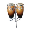 TOCA トカ 3100NF Elite Pro 11+11-3/4インチ Conga Set Natural Maple Fade コンガ スタンド付き【ELITE PRO CONGAS】すべてのプレイヤーに幅広く演奏を楽しんでいただけるミドルクラスのElite Pro Series。ボディには徹底的に品質管理された2プライのオークウッドが用いられ、音質、安定性ともに十分なコストパフォーマンスを発揮します。上質な牛皮ヘッドとカーブタイプのTOCAイージープレイフープの組み合わせは安定したチューニングを実現。11"Quinto(キント)、11-3/4"Conga(コンガ)サイズのセットは、様々なミュージックシーンに対応します。コンガ本体を取り付けるマウント部分が1つのスクリューで安易に固定ができ、安定性の高いダブルレッグタイプのスタンドが付属します。■サイズ：11 3/4"×28" + 11"×28"■ダブルレッグタイプスタンド付属■カラー：Natural Maple Fade