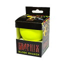 TOCA トカ TGS-NY Graphix Globe Shaker Neon Yellow シェイカー シェーカー【GRAPHIX GLOBE SHAKERS】強度の有るプラスチック製の筐体と、大きな粒子の中身を使用することで手のひらサイズとは思えないほどのビックなサウンドが特徴です。両サイドがフラットで安定性をたせてありステージでのダメージを防ぎます。ネオンカラーはサウンドだけでなく、ルックスでも注目を集めます。■TGS-NY：Neon Yellow■プラスチック製■安定性のために両サイドフラットの球形■サイズ：高さ 2 1/4"、幅 2 1/2"※個体や計測方法によりサイズに多少の誤差がございます。