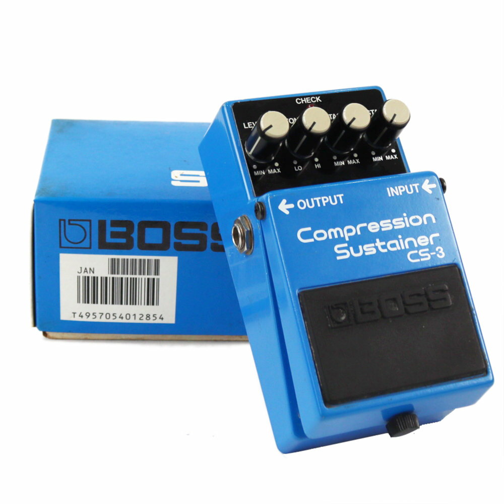 【中古】 コンプレッサー エフェクター BOSS CS-3 Compression SustainerMade in Japan ギターエフェクターBOSS CS-3 Compression Sustainer 前期モデル日本製の中古品です。1987年製と思われます。コーナー、側面などを中心に軽微な引っ掻き傷、打痕はありますが、年代から考えると中古品としては比較的キレイなコンディションです。PEDAL GUIDE BUSH （電池ボックスネジ受けのゴムパーツ）劣化あり。箱（汚れ、変色あり）、取扱説明書兼保証書（変色あり）が付属します。MADE IN JAPAN （日本製）人気の高い日本製（初期ロット）のCS-3です。ボスの定番コンプレッサーでロングセラーモデル。ナチュラルなコンプレッション効果が特徴のペダルです。CS-3は入力された信号のアタックを歪ませることなく圧縮し、伸びやかなサスティンを実現。高性能VCA回路の採用により、レスポンスの速いコンプレッションと、安定したサスティンを確保。可変域の広いSUSTAINと高域成分を調整できるTONEコントロールにより、ファットで伸びやかなリード・サウンドからブライトなカッティングまで幅広いサウンド・キャラクターを得ることができます。また、ATTACKのコントロールにより、音数の多いパッセージにおいても、1音1音のアタックがクリアで歯切れの良いサウンドを生み出すことができます。