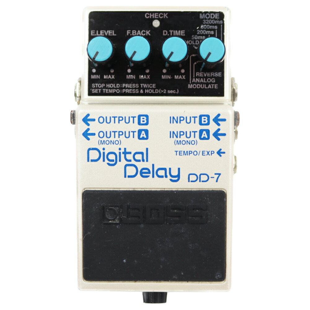 【中古】 ディレイ エフェクター BOSS DD-7 Digital Delay ギターエフェクター デジタルディレイBOSS DD-7 Digital Delayの中古品です。本体のみ。コーナー、側面などを中心に引っ掻き傷、打痕、塗装剥がれがあり、中古なりのコンディションです。PEDAL GUIDE BUSH （電池ボックスネジ受けのゴムパーツ）劣化。MADE IN TAIWAN（台湾製）最大6.4秒のディレイ・タイム、8つのモードによる多彩なサウンドが演出できる高性能ディレイ。DD-7は、高音質、ロング・ディレイなどの多彩な機能を盛り込んだデジタル・ディレイの最新モデル。名機DM-2をモデリングした「アナログ」や、独特な揺らぎが魅力の「モジュレート」など、さまざまなディレイ・サウンドを得ることができます。