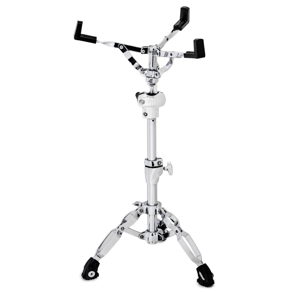 MAPEX FALCON 1000 SERIES SF1000 スネアスタンドFALCON SERIESは様々なステージでプロミュージシャンが必要とする機能と利便性を備えた、ハイエンドハードウェアです。2010年発売の人気フット・ペダルに冠された“FALCON”が、そのままハードウェア最上位シリーズの名前になっている。どのモデルにも共通しているのは、使いやすさと優れた堅牢性、そしてシンプルなデザイン。セットアップと調整を素早く確実に行うための工夫が随所に凝らされている。スネアスタンド