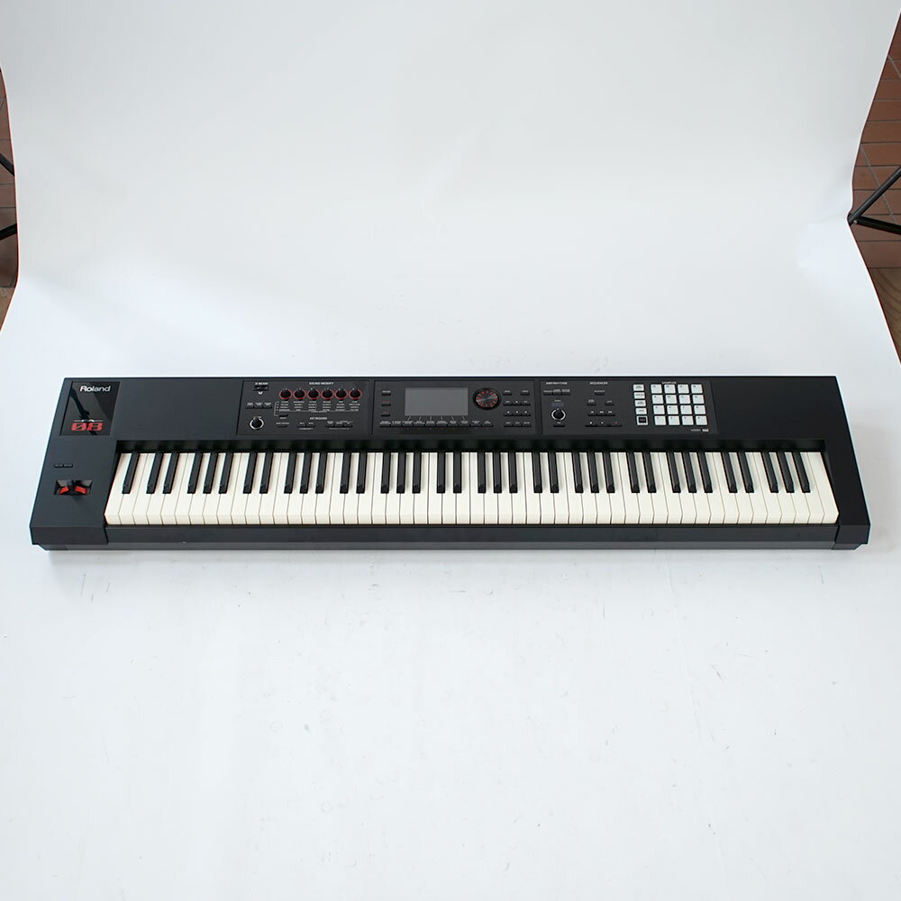 Roland FA-08
