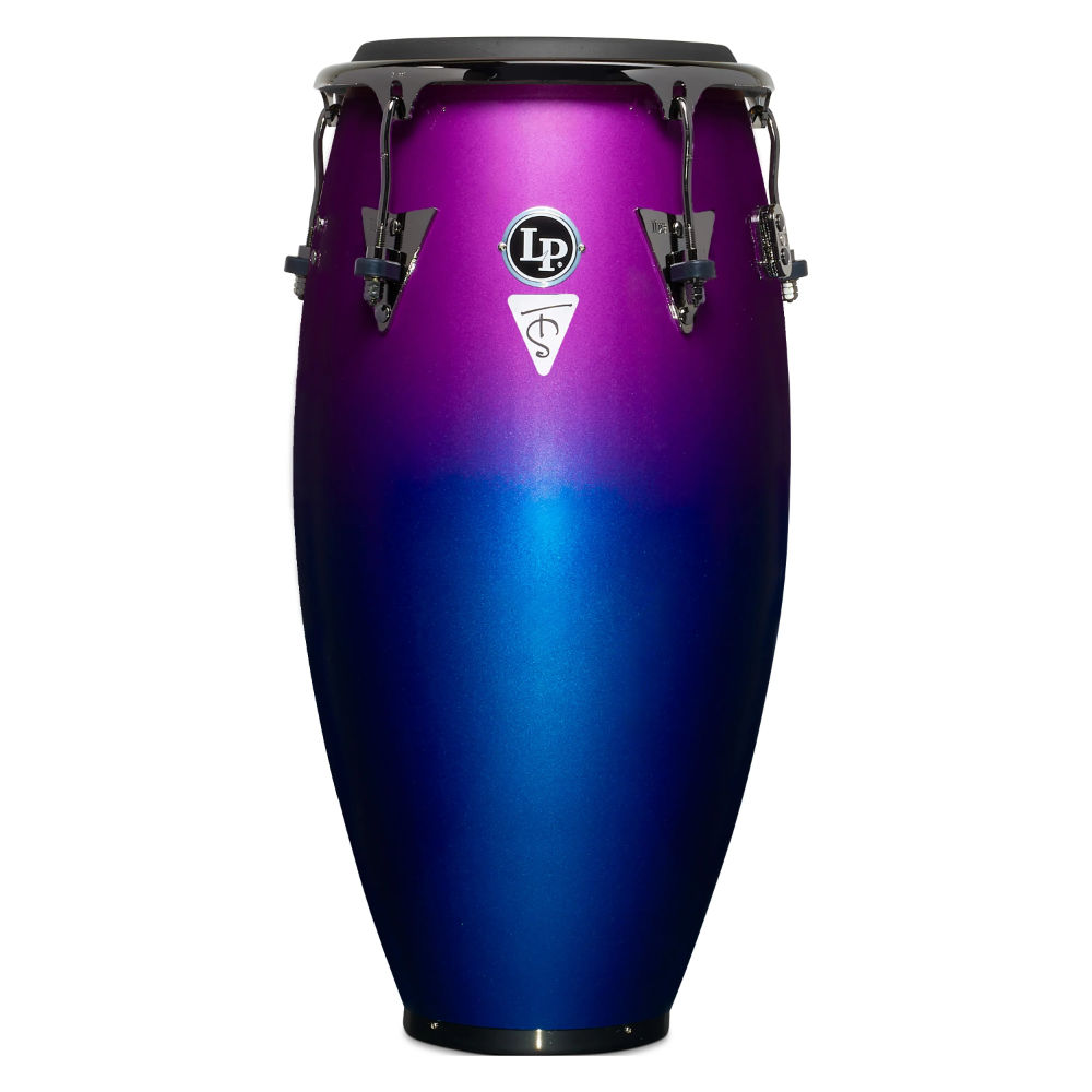 LP LP522X-TS Quinto 11" クイント キント コンガTONY SUCCAR SIGNATURE COLLECTIONラテン・グラミー賞 2回受賞の次世代ラテン音楽アイコン、トニー・スーカルからインスパイアされたカラフルなコレクションに新たなパーカッションが追加。ニュージーランドパイン製のステイブシェルを使用し、明るくオープンで力強いサウンドを実現。目を引く虹色の仕上げに、印象的なブラックニッケルのハードウェアを組み合わせています。Comfort Curve II リムを採用した、natural rawhideヘッドの30"サイズコンガです。