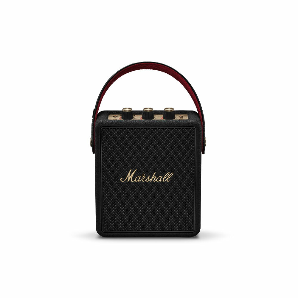 Marshall マーシャル Stockwell III Black and Brass Bluetooth ワイヤレススピーカー従来モデルの約2倍に相当する最大40時の長時間再生を実現し、IP55規格の防塵・防滴仕様でアウトドアシーンでも活躍。あらゆる空間をクリアで豊かなサウンドで満たし、置き場所に関わらずMarshallシグネーチャーサウンドをお楽しみいただけます。さらに、ダイナミック・ラウドネス機能により、音量に応じて最適なトーンバランスに自動調整。小音量時には楽曲のディテールや明瞭さを保つため、低音域と高音域を補強します。同様に、大きなボリュームで再生する場合で常に聴覚上ベストなバランスに調整します。スリムな縦型シルエットの本体にはギターのデザインにインスピレーションを受けたPUレザーとベルベット製のライナーを組み合わせたストラップが装着されており、唯一無二の存在感を放ちます。エンボスレザーのシリコンスリーブに包まれ、頑丈な金属製のフロントおよびバックグリルを備えており、フロントの中央にはアイコニックなMarshallロゴが配置されています。真鍮製コントロールパネルは、より直感的かつ正確な操作が可能な仕様にアップデートされ、「M」ボタンを押すだけでお好みのプリセットに素早くアクセスできるほか、メディアジョグを使って曲送りなどの操作がスムーズにできます。最大40時間再生可能なバッテリー性能に加え、IP55-規格の防塵・防滴仕様で屋内・屋外を問わずさまざまなシーンで心置きなく使用できます。また、USB Type-C端子はモバイルバッテリーとしても機能し、外出先でスマートフォンなどを速やかに充電することも可能です。●最大40時間のポータブル再生時間長時間の再生能力によって、朝から夜まで一日中楽しめるリスニングタイムを実現。ご自宅でのクリエイティブな時間でも、くつろぎのひとときでも、常に音楽からインスピレーションを得られます。●トゥルーステレオの全方位サウンドMarshall独自の「True Stereophonic」全方位サウンド技術によって、設置場所に左右される事なくお部屋空間を均一にクリアで豊かなMarshallシグネーチャーサウンドで満たします。●防塵・防滴性能タイムレスでクラシックなデザインでありながら、「Stockwell III」はIP55規格に準拠しているため、アウトドアのタフな環境でも大活躍します。●ダイナミック・ラウドネスダイナミック・ラウドネス機能は音量に応じて自動的に最適なトーンバランスに調整します。小さなボリュームで音楽を楽しみたい時も、低音と高音のプレゼンスを保ち、クリアで豊かなサウンド体験を実現。大音量で再生する場合でも最適なバランスに調整して楽曲本来のサウンドを再生します。●操作性に優れた触感的コントロールパネル第3世代の「Stockwell III」は、象徴的な真鍮製コントロールパネルがさらに進化し、より直感的な操作性を実現しました。「M」ボタンを使えばお気に入りのプリセットを直ぐに操作できる他、メディアジョグによって曲送りなどもスムーズに行えます。●モバイルバッテリー機能スマートフォンから音楽をストリーミングする際には、モバイルバッテリー機能を備えたUSB Type-Cポートを利用して、必要な時に素早く充電できます。デバイスのバッテリー残量を気にすることなく、お気に入りの音楽を大音量で存分にお楽しみいただけます。【スペック】・形式：アクティブスピーカー/バスレフ型・通信方式：Bluetooth5.3・対応コーデック：SBC, AAC, LC3・パワー・アンプ：　65WD級アンプ（ウーファー用）x 1　31WD級アンプ（広帯域ドライバー用）x 2・再生周波数帯域：54Hz〜20kHz・連続再生時間：最大40時間・充電時間：約2.5時間（USB-C PD充電器使用時）／ 20分の充電で約7時間の連続再生・ワイヤレスレンジ：約10m・防水機能：IP55・最大音圧レベル：86dB SPL @ 1 m・入力端子：USB-C 入出力端子、AUX端子・重量：約1.3kg・サイズ：W72 x D150 x H181mm・付属品：USB Type-C to Type-C 充電ケーブル