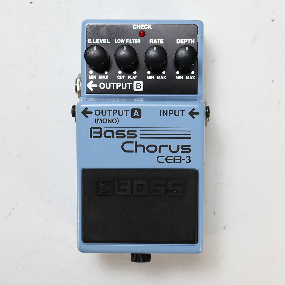 【中古】 ベースコーラス エフェクター BOSS CEB-3 Bass Chorus ベースエフェクターBOSS CEB-3 Bass Chorus の中古品です。使用感のあるコンディションです。商品内容：本体のみ全体的に傷やスレ、塗装剝がれがあります。電池駆動、アダプター駆動確認済み。現在の所、ガリもなく動作に問題ございません。MADE IN TAIWAN（台湾製）ローフィルターで倍音のみにコーラスをかけたライトな効果から、全帯域にコーラスをかけたヘビーな効果まで、自在なベース専用コーラス。よりナチュラルで奥行きのあるコーラス効果が得られる空間合成方式を採用したモデルです。