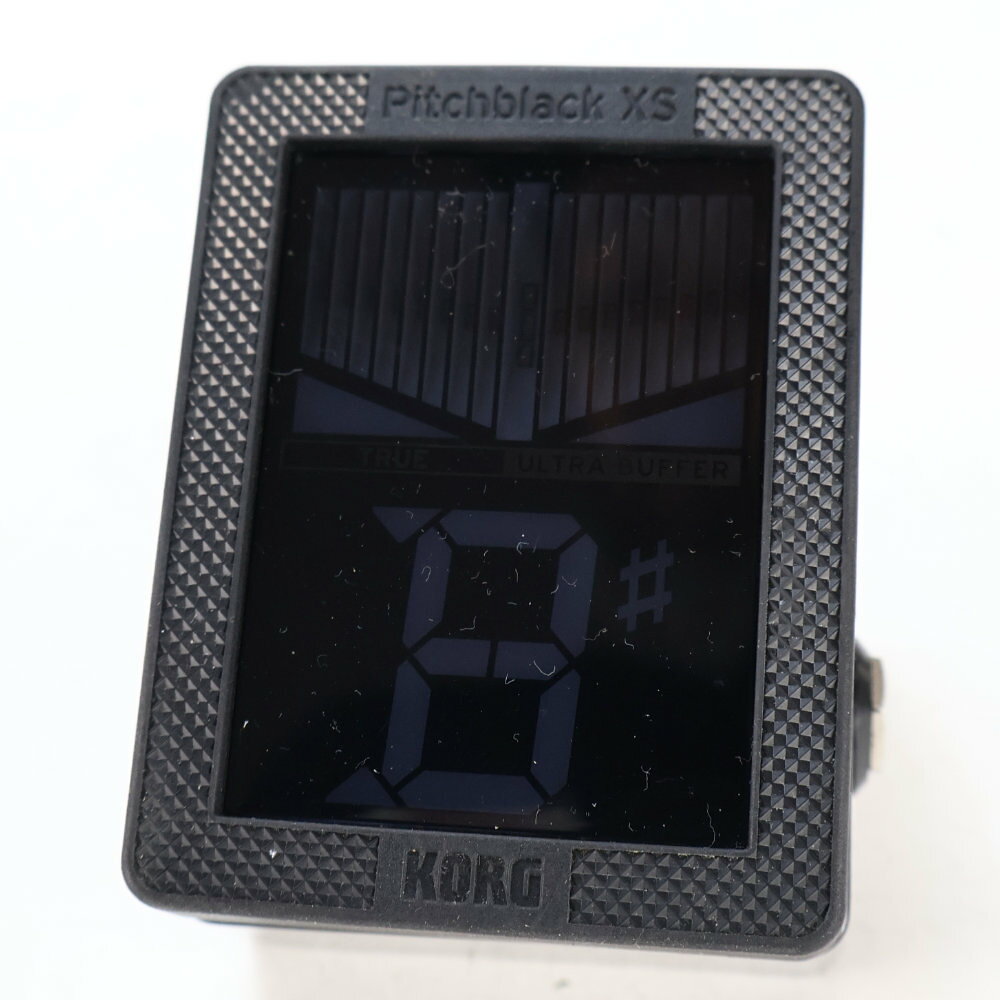 【中古】 KORG PITCHBLACK XS PB-XS ペダルチューナーピッチブラックKORG PITCHBLACK XS PB-XS の中古品です。使用感のあるコンディションです。商品内容：本体のみ小傷、塗装剥がれがあり。現在の所、ガリもなく動作に問題ございません。ディスプレイとフット・スイッチが合体したまったく新しいペダル・チューナー。＊トゥルー・バイパスと新開発のULTRA BUFFERを切り替え可能＊ユニークなデザインでコンパクトながら大型表示を実現＊ブライト・モード設定も可能なメーターLEDによる高い視認性＊±0.1セントまで追い込める超高精度チューニング＊4種類のメーター・ディスプレイ・モード