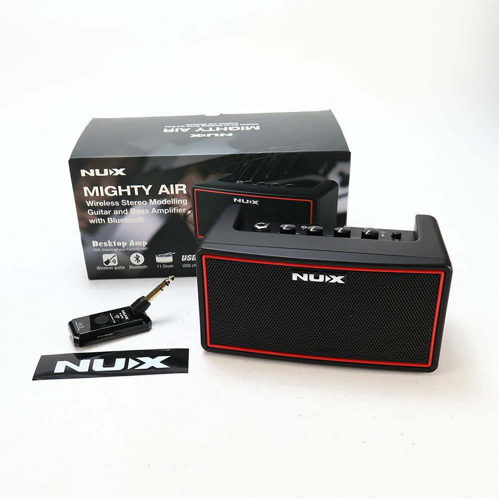 【中古】 小型ギターアンプ NUX ニューエックス Mighty Air ワイヤレス 小型ギターアンプ コンボNUX Mighty Air の中古品です。使用感のあるコンディションです。商品内容：本体・箱・トランスミッター細かな擦り傷があります。現在の所、ガリもなく動作に問題ございません。MightyAIRは、ワイヤレス機能と充電バッテリーを備え、ケーブル接続のわずらわしさなく無く演奏が可能なモデリングアンプです。Bluetooth接続も可能でスマートフォンなどの音源を再生、専用のアプリ（無料）を使用し、スマートフォンでアンプをコントロールする事も可能です。部屋での練習用としてはもちろん、ライブ前のウォーミングアップ用として、また、旅のお供にも最適なギター/ベース用のコンパクトアンプです。※ベースで使用する場合はアプリを使用しての設定が必要です。