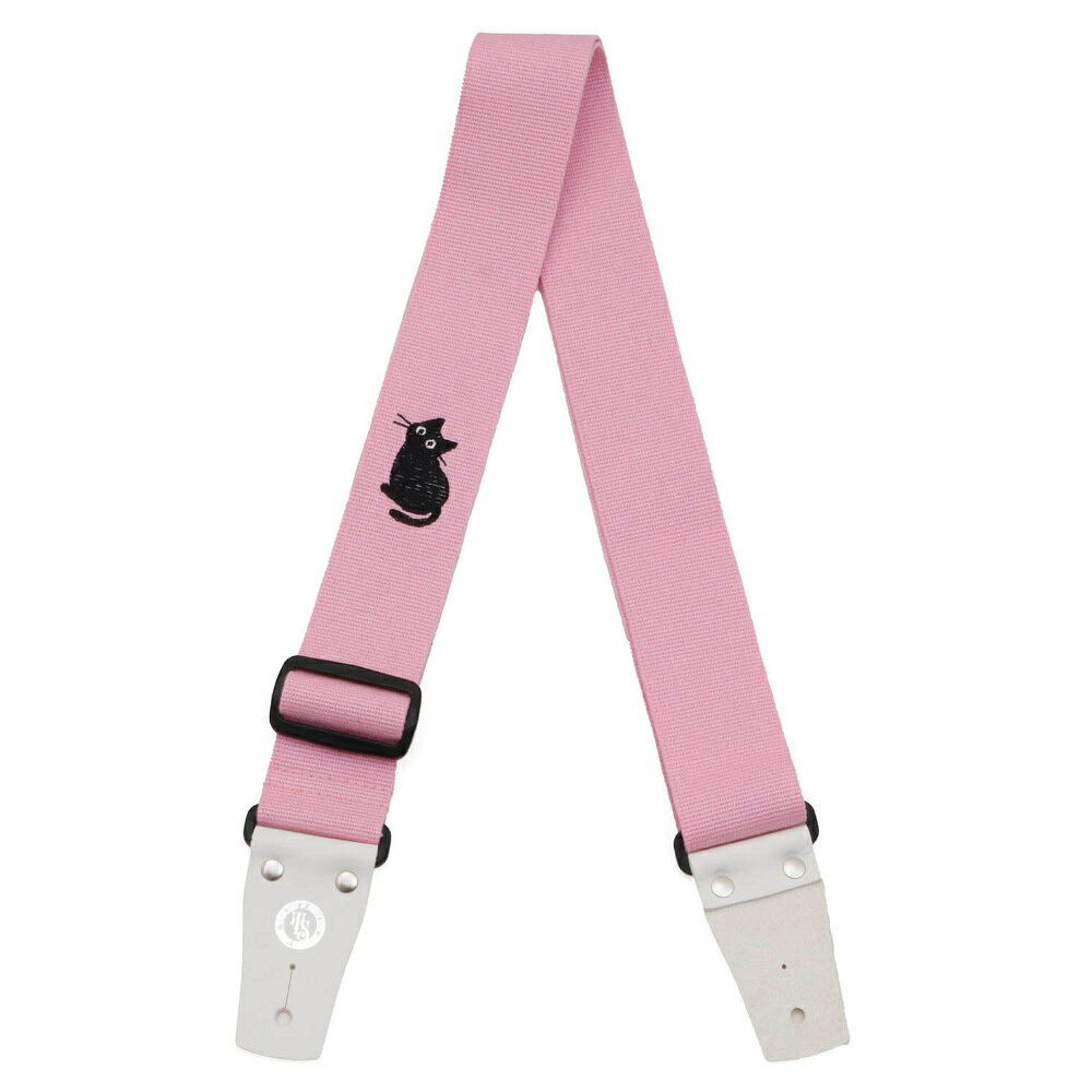 Grande uomo グランデウオモ TENDER STRAP TS-2 AC サクラ × おすわりねこ ピンク アクリル製 ギターストラップ本体には、柔らかく肩に馴染みやすいアクリル製ベルトを採用。長時間の演奏でも快適に使用できるストラップです。ストラップ両端には、しっかりとした本革を使用し、デザイン性と強度を両立。長さ調整部分にはあえて金属パーツを使用せず、プラスチックパーツを採用することで、ギター本体に傷がつきにくい仕様に仕上げています。桜をイメージしたやさしいカラーリングのベルトに、可愛いおすわり姿の猫の刺繍をあしらった華やかなデザインも魅力。レザーのワンポイントが全体を引き締め、可愛らしさの中にも上品さを感じさせる一本です。スペック長さ：約85cm 〜 140cmまで調整可能幅：5cm本体素材：アクリル製テープ革素材：牛革