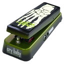 JIM DUNLOP cry baby KH-95KIRK HAMMETT SIGNATURE WAH ワウペダルメタルギターの象徴であるカークハメット自身との緊密なコラボレーションにより、80年代にメタルソロ界に大変革を及ぼした伝説のワウサウンドがついに誕生しました。本人のオリジナルEQ、ヴォリューム、トーンのセッティングを正確に測定し、プレイヤーの細かな動きにも反応する驚異的なレスポンスと、トップノートまで分厚く広いダイナミックレンジをカバーしたワウに仕上がりました。