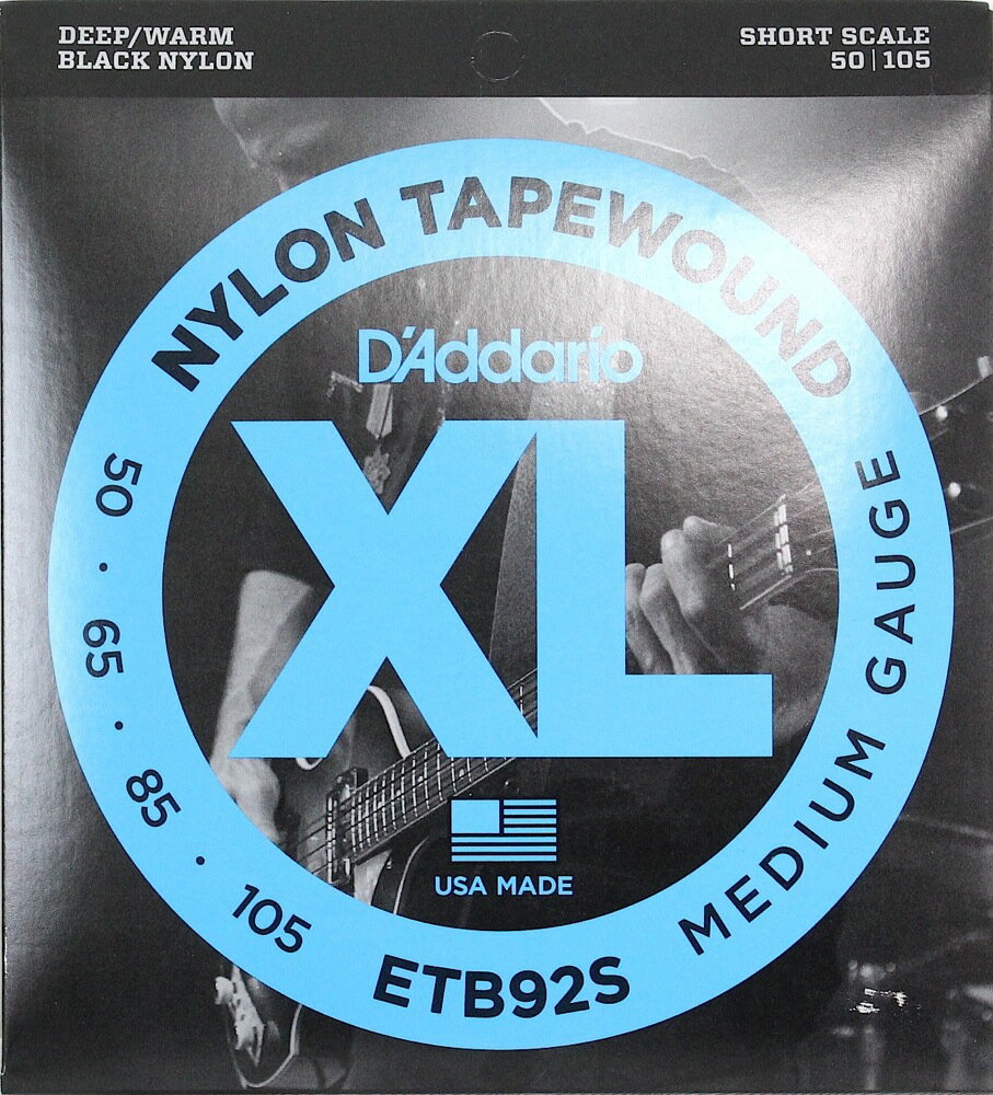 D'Addario（ダダリオ）ETB92S Black Nylon Tapewound エレキベース弦です。テーパーワウンド弦は通常フレッテッド/フレットレスベースの両方で使用され、伝統的なフラットワウンド弦が持つ深みやアップライトベースのアタック音で聴けるようなヴィンテージなトーンが得られるようデザインされています。このフラット・ブラックナイロン弦は、究極のスムーズさと長寿命そしてバランスの取れた最高のテンションを持ち、通常のベース用サドルやナットにフィットします。ショートスケール用ブラックナイロン弦ゲージ：050-065-085-1051セットでの販売です。