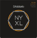 D'Addario NYXL1046BT エレキギター弦×5SET新素材のエレキギター弦、NY XLシリーズ。D’Addarioがニューヨークの自社工場で製造、高炭素スチールを用いたこれまでにない強度の弦です。弦が切れることを懸念することなく、演奏できます。従来のニッケルワウンド弦に比べて、チューニング安定性が向上しました。チューニングにかかる時間は短くなり、チューニングが合った状態をより長時間維持することができます。巻弦は中域にあたる1-3.5kHzでのレスポンスが強調され、より存在感とクランチのあるサウンドで、ミックスに埋もれることがありません。NYXL1046BTは定番のレギュラーライトゲージをベースに、最適なテンションバランスが得られるセットです。各弦のテンションがほぼ同等になるように設定されています。各弦のゲージは、プレーン弦：.010、.0135、.017 巻弦：.025、.034、.046です。※5セットでの販売です。