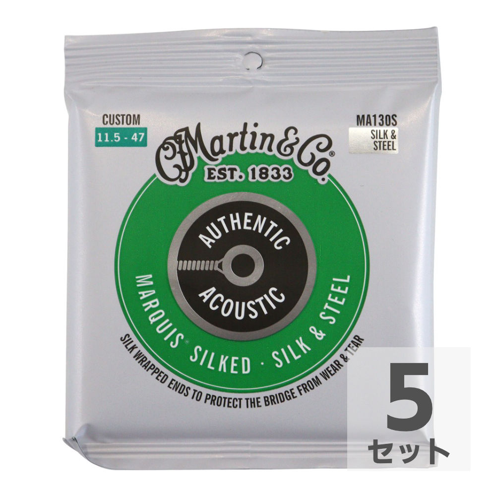 MARTIN MA130S Marquis Silked Silk & Steel アコースティックギター弦×5セット。MARTIN MA130S Marquis Silked Silk & Steel アコースティックギター弦マーティン・ストリングスがメインとなる製品をリニューアルし、新たに「オーセンティック・アコースティック」シリーズとして、「Marquis Silked」が登場しました。グリーンのパッケージの「マーキス・シルクド弦」は、SP弦のボールエンド部をシルクでラッピングしたもので、例えばデリケートなヴィンテージ・ギターのブリッジ部を保護するのに最適な弦です。Marquis SilkedSilk & Steelシルク/スティールゲージ：0115 014 023 028 038 047※5セットでの販売です。