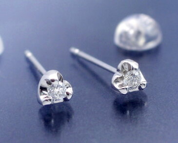 ダイヤモンド ピアス 0.1ct プラチナ Pt950 ハート枠 金属アレルギー対応 レディース スタッドピアス 4月誕生石 ダイアモンド 両耳用 仕事用「プチ・セリジェ」/製造オーダー品　約20日間納期【コンビニ受取対応商品】