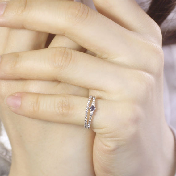 ピンキーリング 9月誕生石 サファイア/ダイヤモンド「バースディ・ティアラ」【K10/K18ホワイトゴールド（K10WG/K18WG）】ピンキーリング 国産 日本製/製造オーダー品　約20日間納期