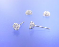 SuperCZシグニティー プラチナ(PT)スタッド ピアス 6本爪ラウンド スーパーキュービックジルコニア(5mm)【楽ギフ_包装】【楽ギフ_のし宛書】【楽ギフ_メッセ入力】