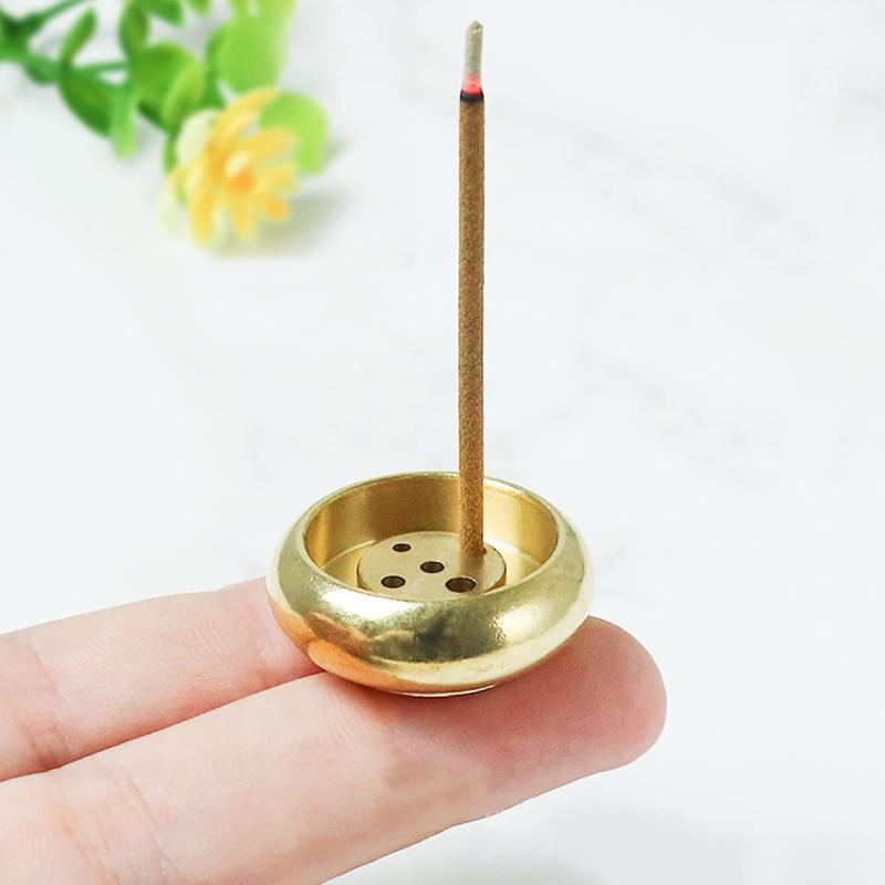 incense Burners - Forahome お香立て 真鍮 香炉形 5穴 ミニ お線香立て 可愛い ミニ香炉 お墓用 仏壇用 耐久性 使いやすい コンパクト 持ち運び便利 瞑想 書斎 ヨガ館用
