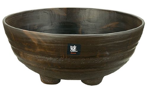 Japaneseブロンズ/4.5L/4973655864012・パッケージ個数:1・容量:4.5L・材質:ポリプロピレン・原産国:日本●落ち着いた「和」のテイストで、どこか懐かしく、心やすらぐ空間を。 ●深みのある表情は和の趣をひときわ引き立てます。 ●広がりのある椀型の器は、和の植物と相性がよく、落ち着いた雰囲気にぴったりです。